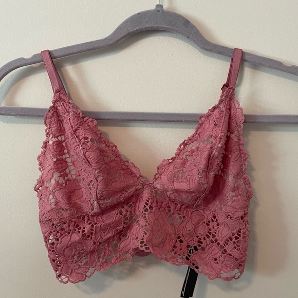 Victoria's Secret Other - Victoria’s Secret Unlined Lace Bralette